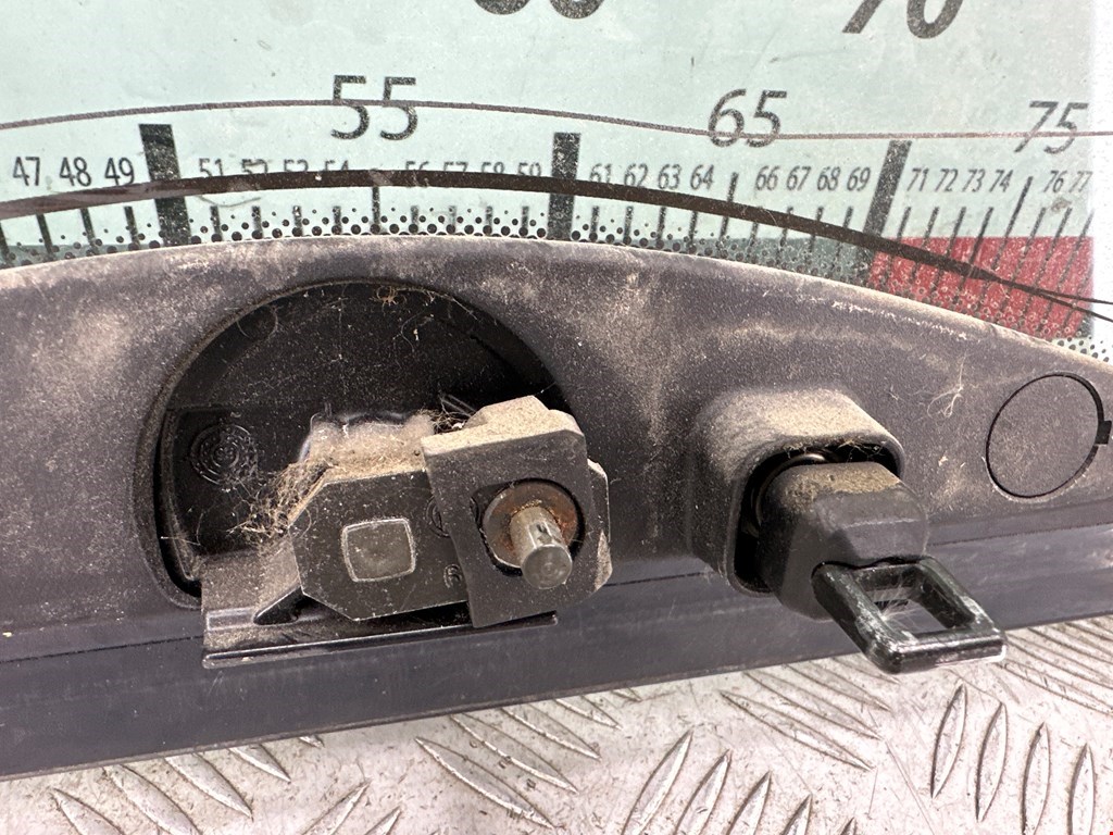 Стекло заднее BMW 3er E46 1998-2006