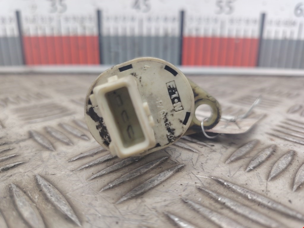 Датчик включения заднего хода PEUGEOT 306 1993-2002