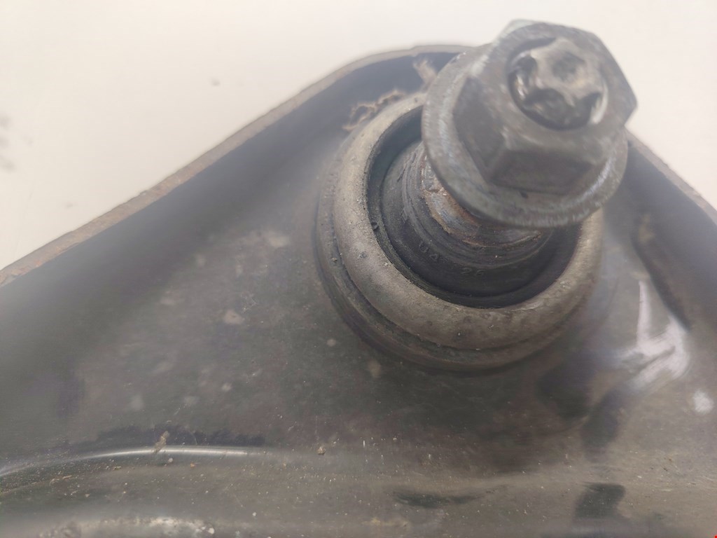 Рычаг передний правый PEUGEOT 207 2006-2015