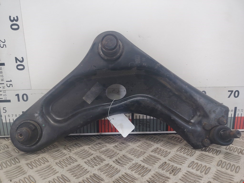 Рычаг передний правый PEUGEOT 207 2006-2015