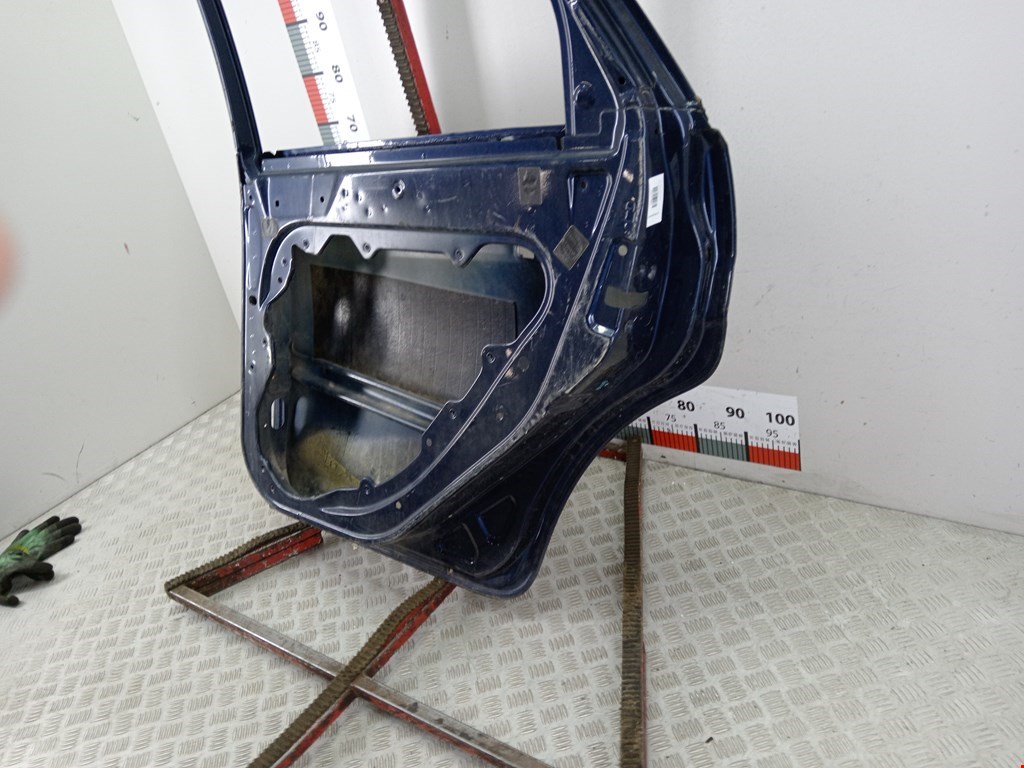 Дверь задняя правая FORD Focus II 2005-2011