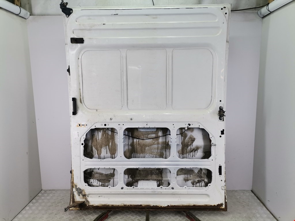 Дверь раздвижная правая FORD Transit 2000-2006