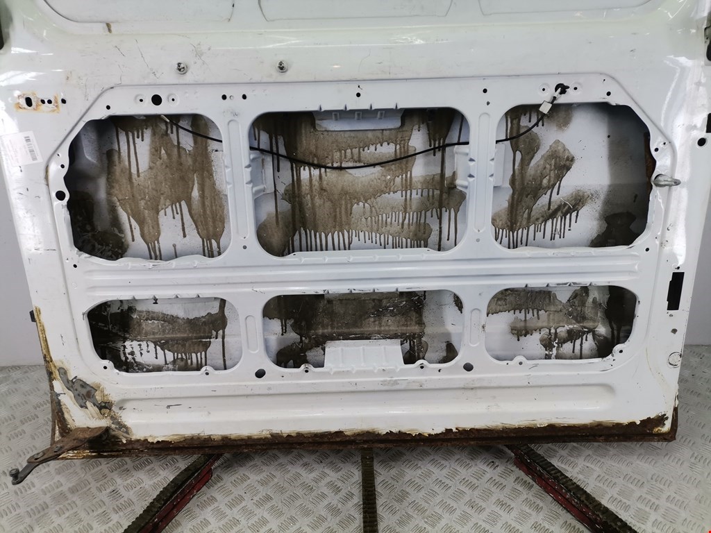 Дверь раздвижная правая FORD Transit 2000-2006