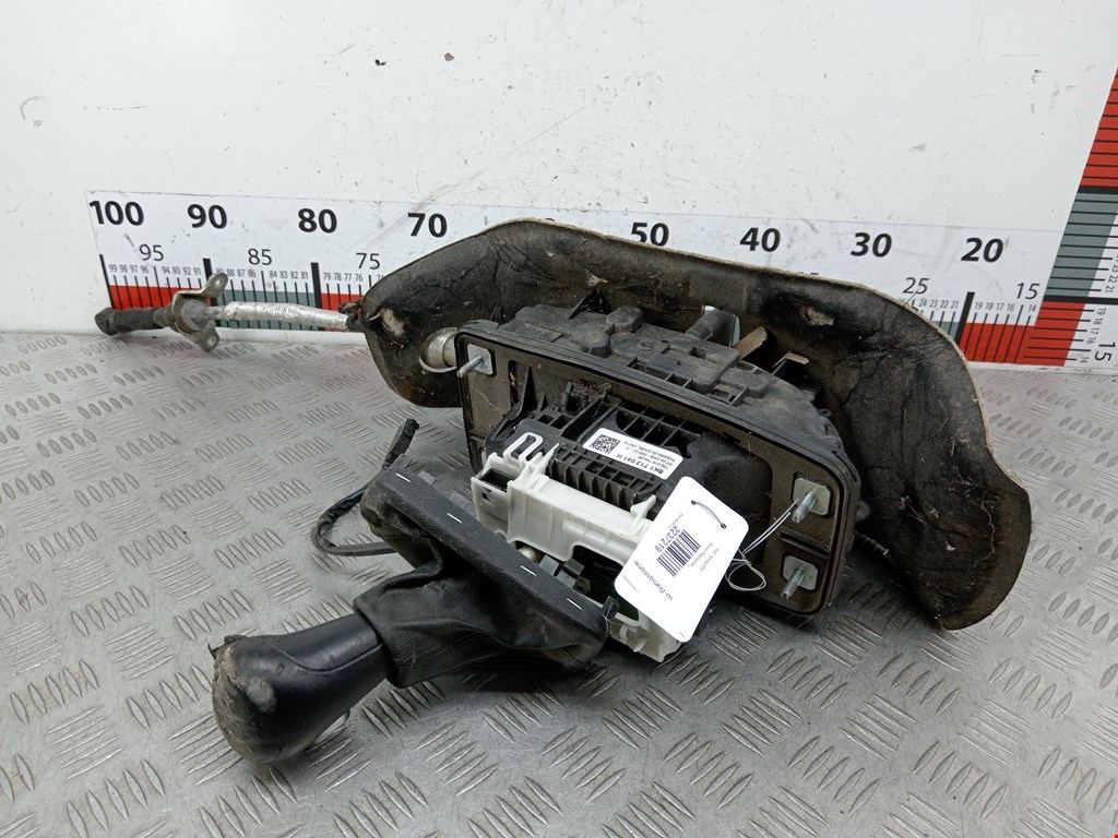 Кулиса (селектор) АКПП/МКПП в салоне AUDI A4 B8 2007-2015