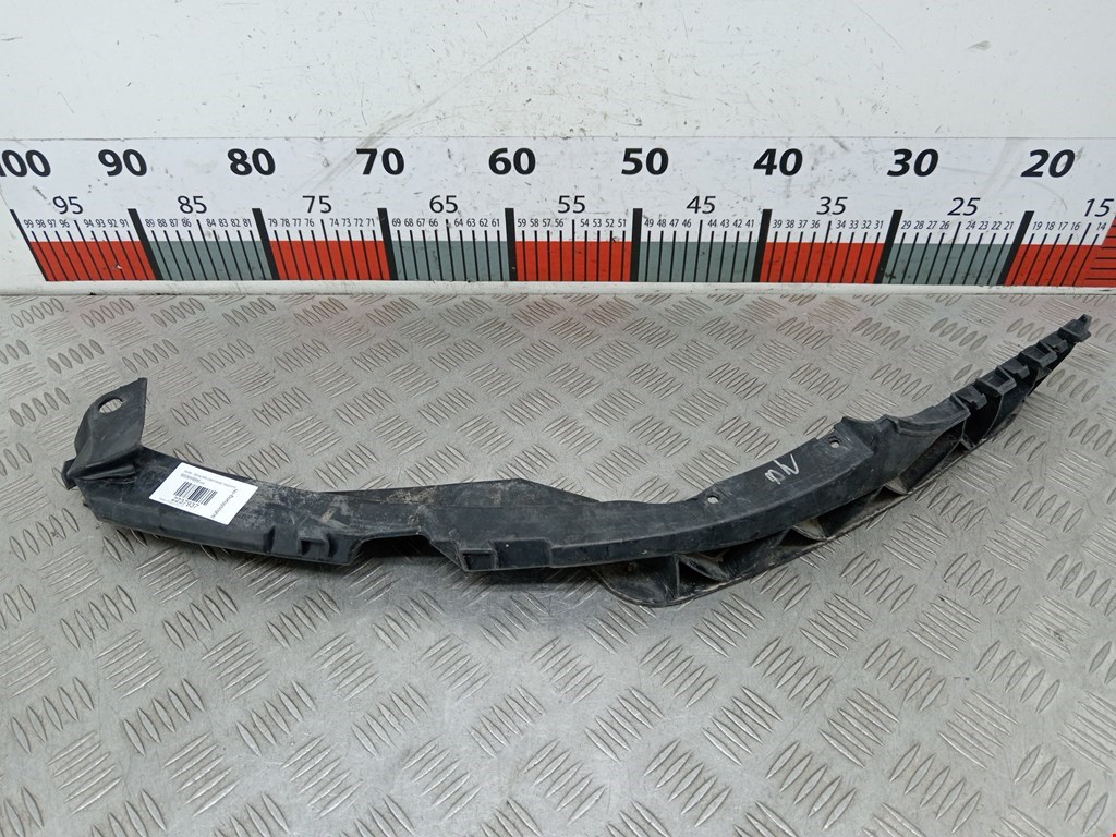 Кронштейн переднего бампера левый SKODA Octavia A7 2013-2020