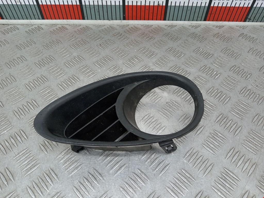 Решетка (рамка) фары противотуманной левой Infiniti FX 2 (S51) (2008-2013)