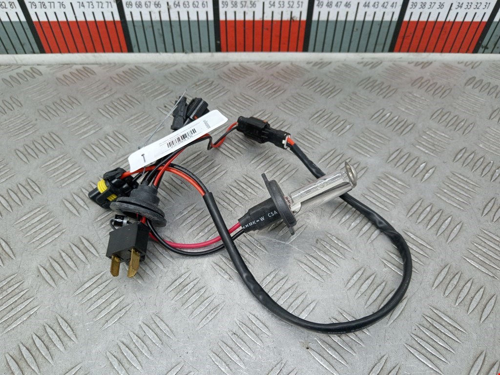 Лампа ксеноновая Не имеет значения Не имеет значения (2000-2024)