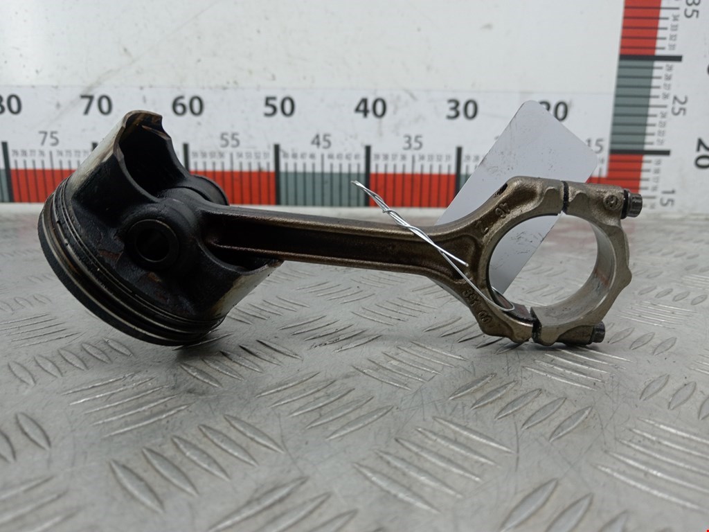 Поршень MITSUBISHI Colt Z3 2003-2012