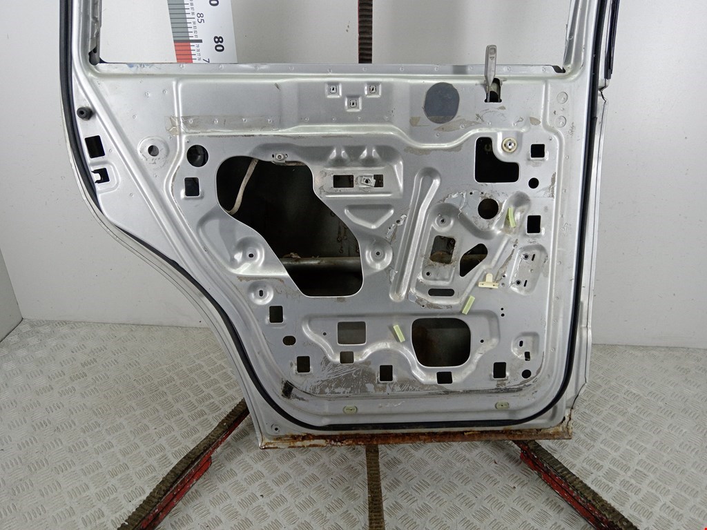 Дверь задняя левая FORD Expedition 1996-2003