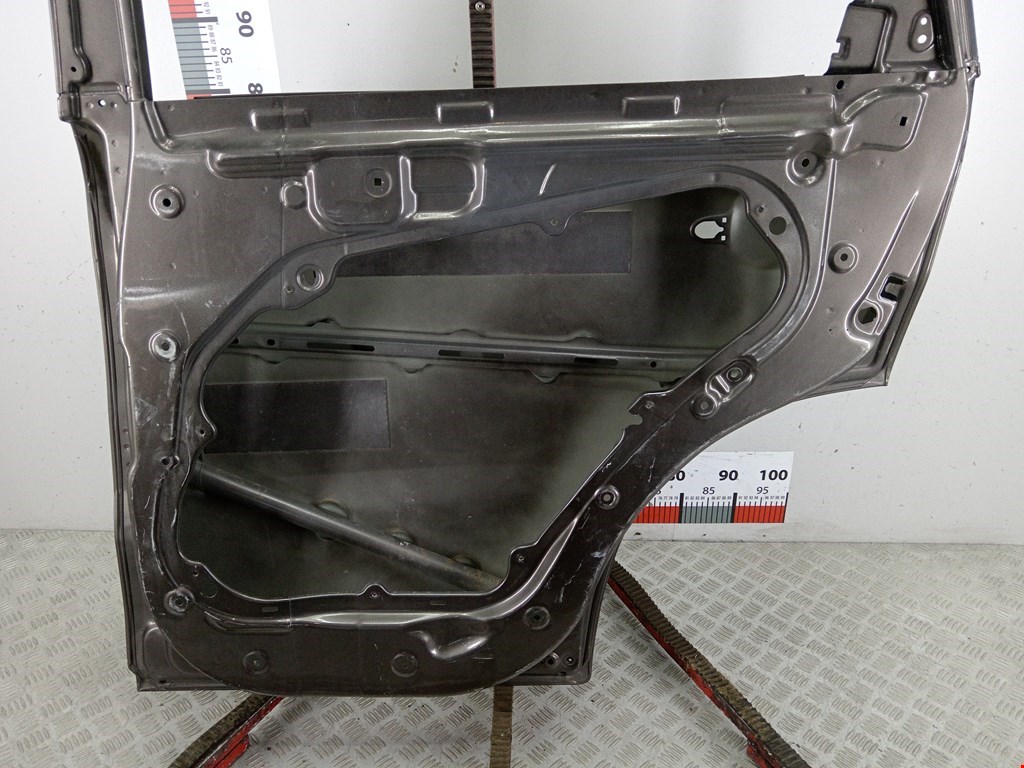 Дверь задняя правая KIA Sorento 2009-2021