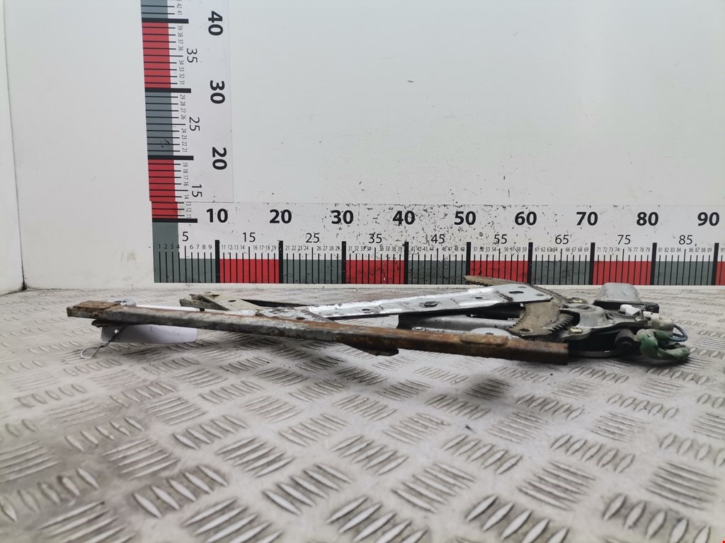 Стеклоподъемник передний правый SUBARU Legacy 1998-2004