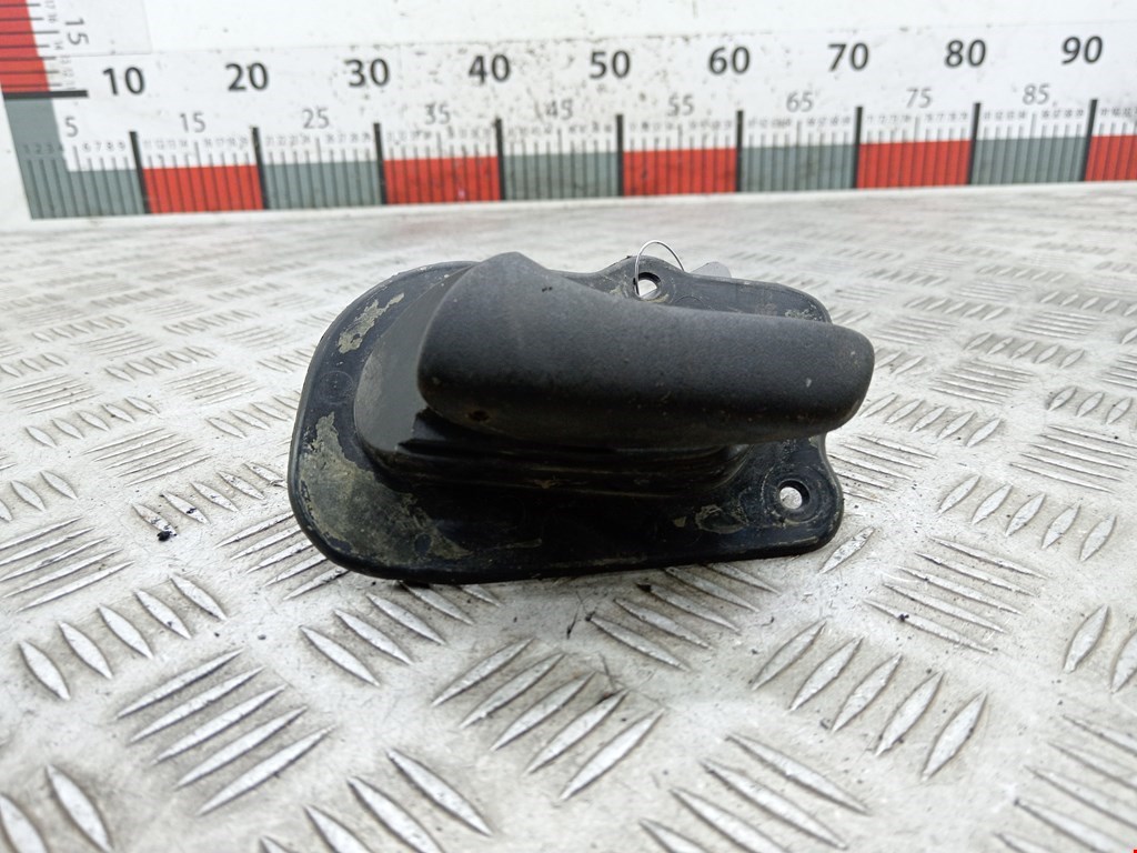 Ручка дверная передняя внутренняя левая OPEL Corsa B 1993-2000