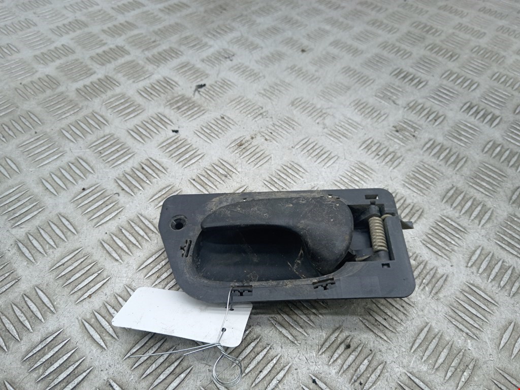 Ручка дверная задняя внутренняя левая RENAULT Laguna 1993-2000