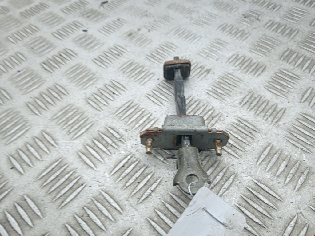 Ограничитель открывания двери SUBARU Legacy 1998-2004