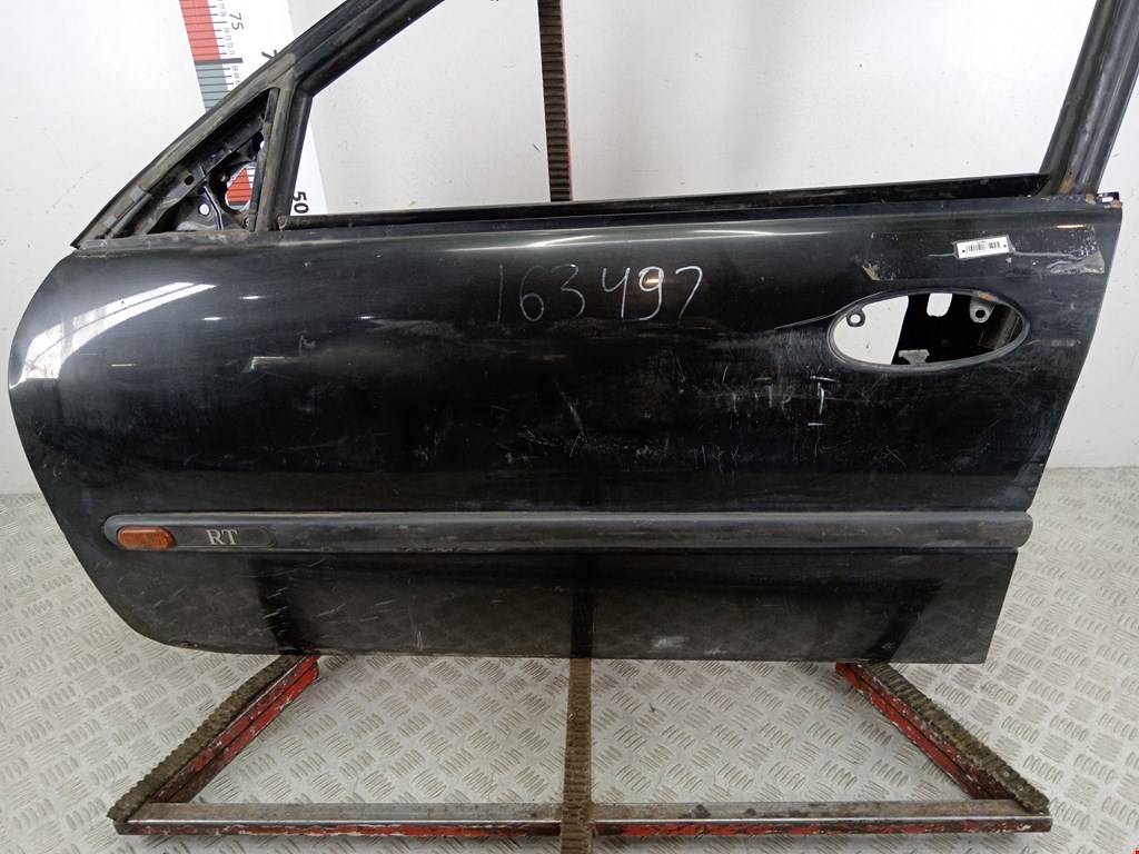 Дверь передняя левая RENAULT Laguna 1993-2000