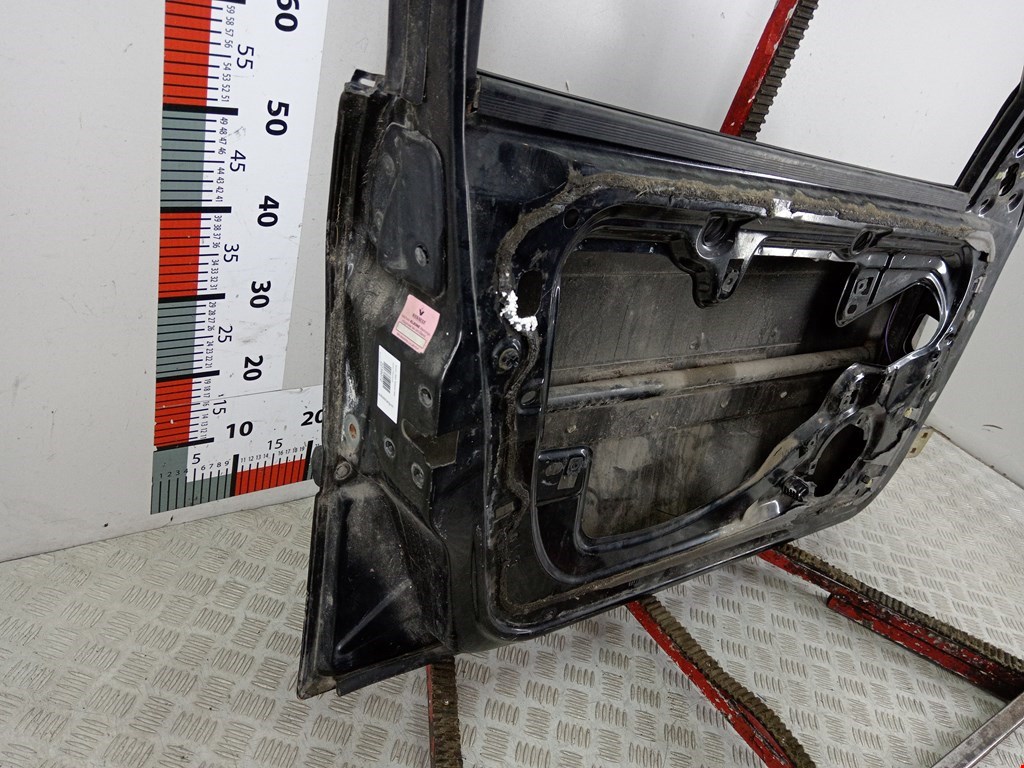 Дверь передняя левая RENAULT Laguna 1993-2000