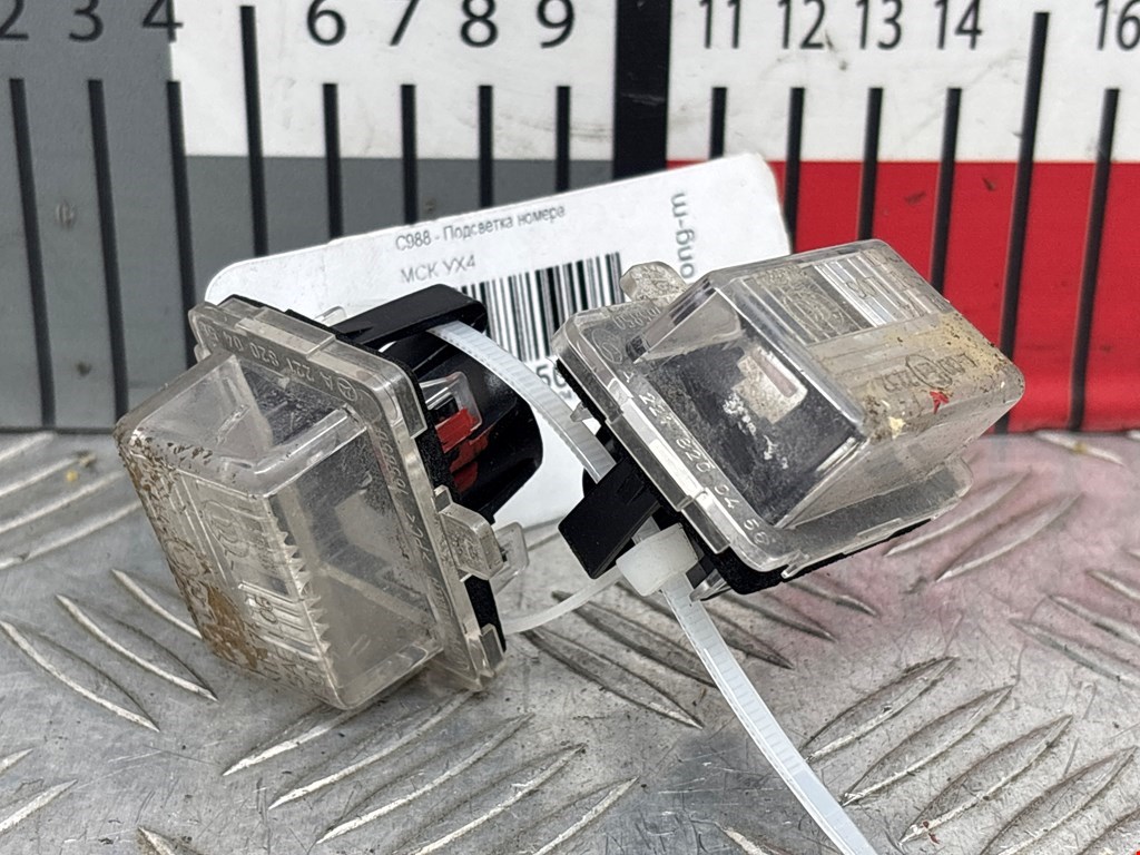 Фонарь подсветки номера MERCEDES-BENZ C-Class C-klasse W204 2007-2015