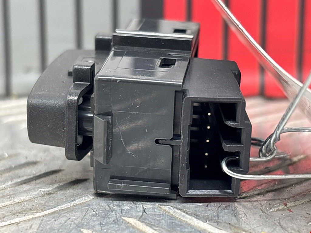 Кнопка центрального замка VOLVO S60 II 2010-2018