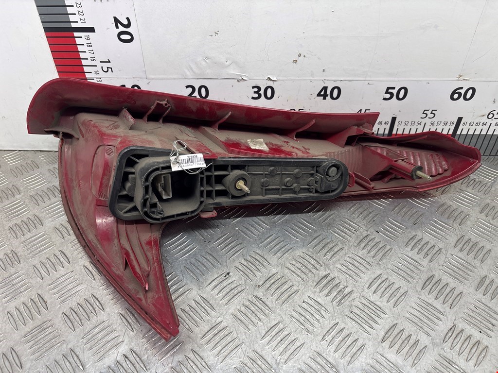 Фонарь задний левый PEUGEOT 206 1998-2012