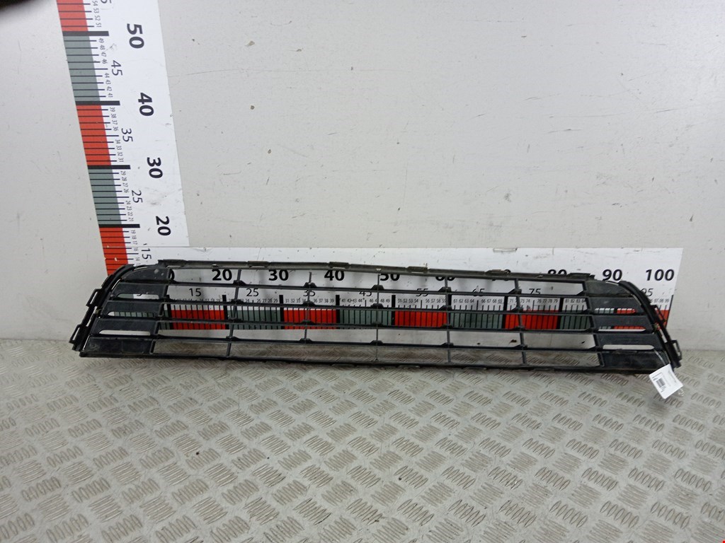 Решетка в бампер VOLKSWAGEN Touran 2003-2010