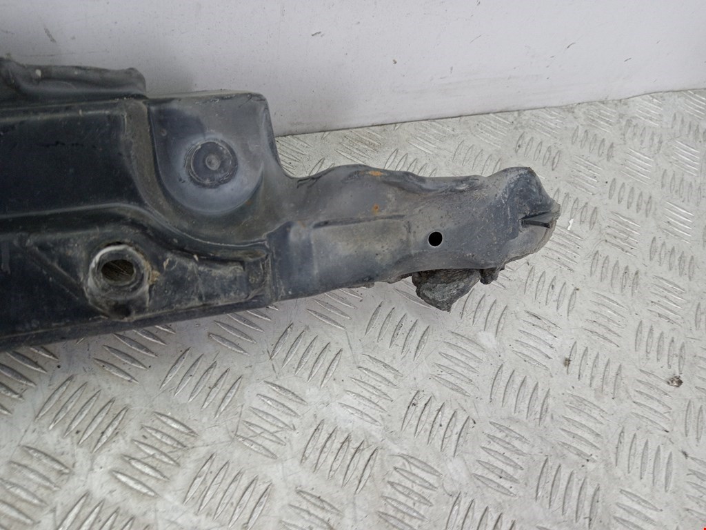 Усилитель заднего бампера (задний) PEUGEOT Partner 1996-2009