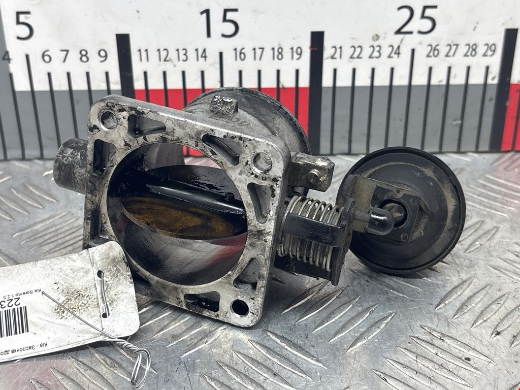 Заслонка дроссельная электрическая KIA Sorento 2002-2009