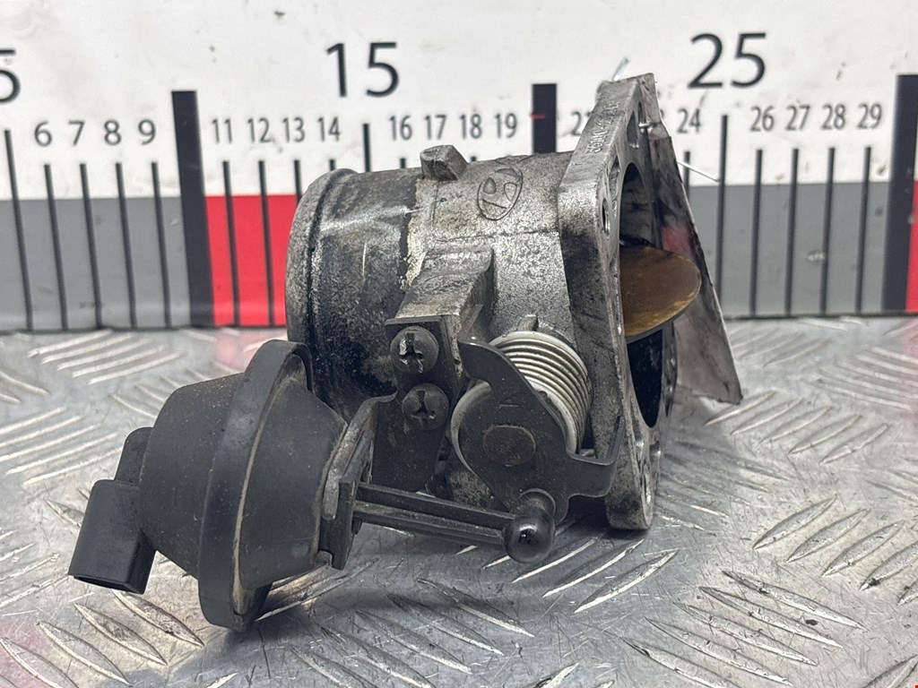 Заслонка дроссельная электрическая KIA Sorento 2002-2009