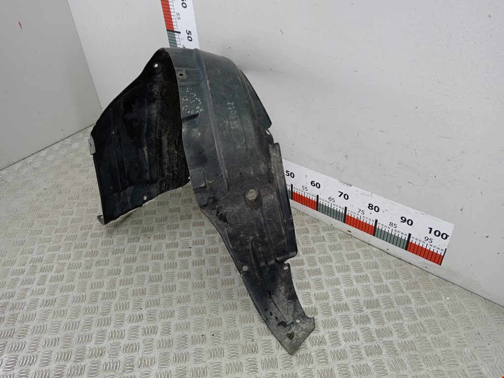 Локер (подкрылок) передний правый SUZUKI Grand Vitara 2005-2015