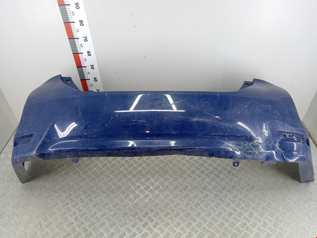 Бампер задний Toyota Corolla 11 (2012-2022)