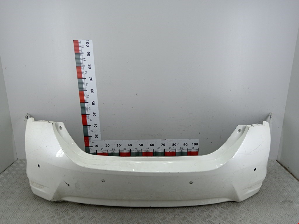 Бампер задний Toyota Corolla 11 (2012-2022)