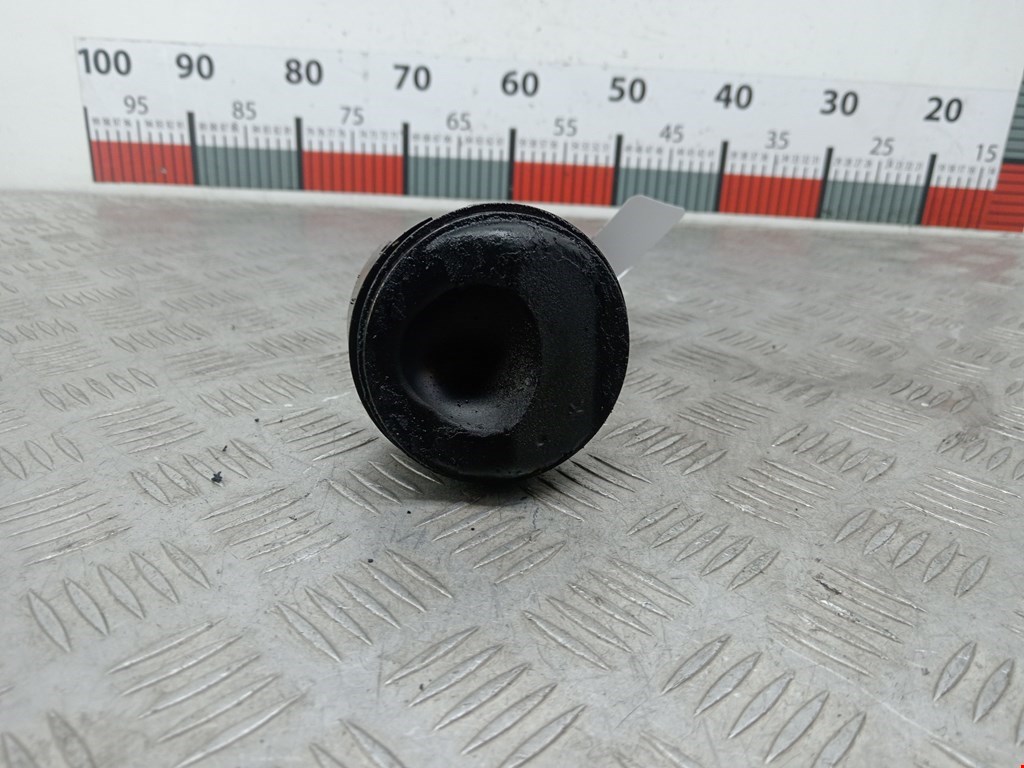 Поршень VOLVO V40 I 1995-2004