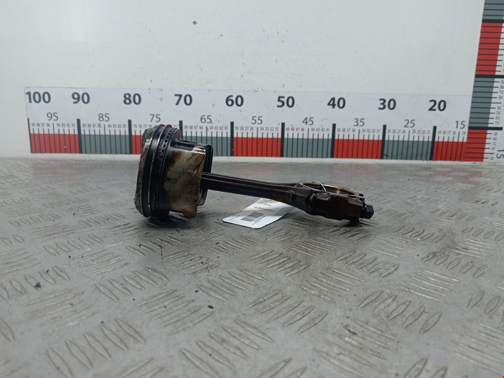 Поршень VOLVO V40 I 1995-2004