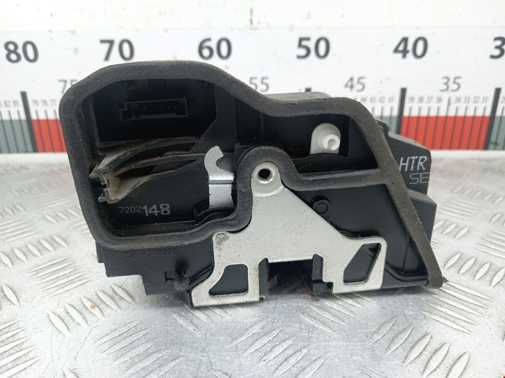 Замок двери задней правой BMW 5er 5 серия E60/E61 2003-2010