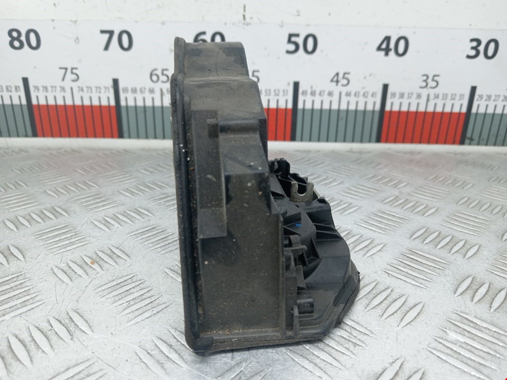 Замок двери задней правой BMW 5er 5 серия E60/E61 2003-2010