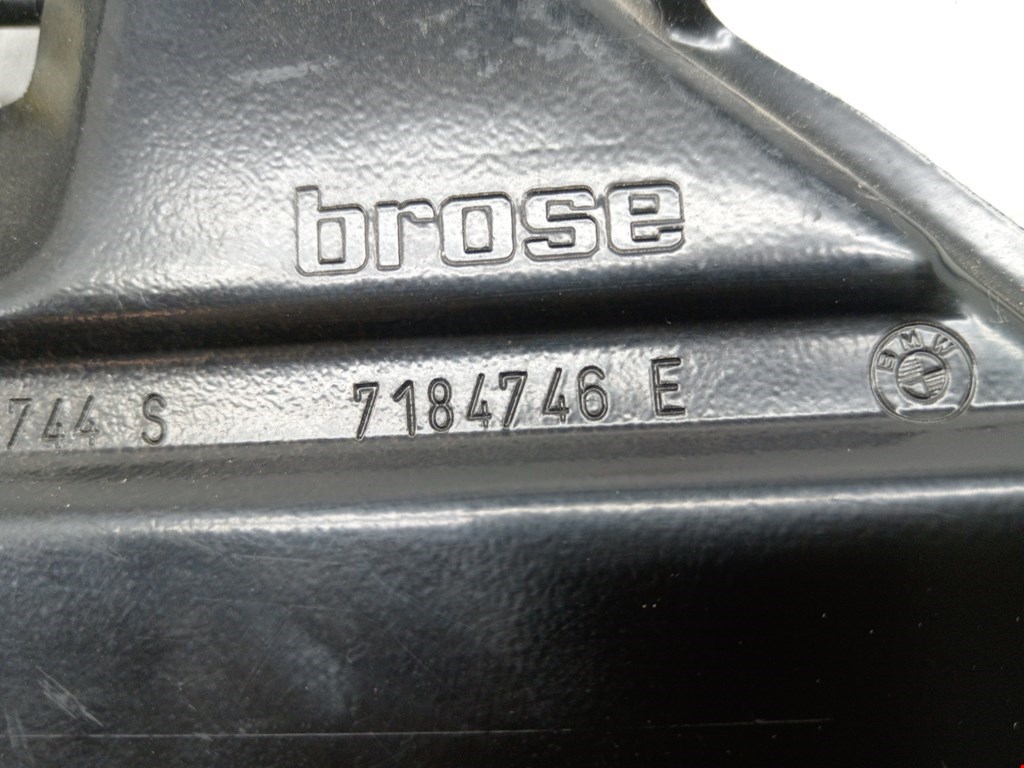 Стеклоподъемник задний правый BMW 5er 5 серия E60/E61 2003-2010