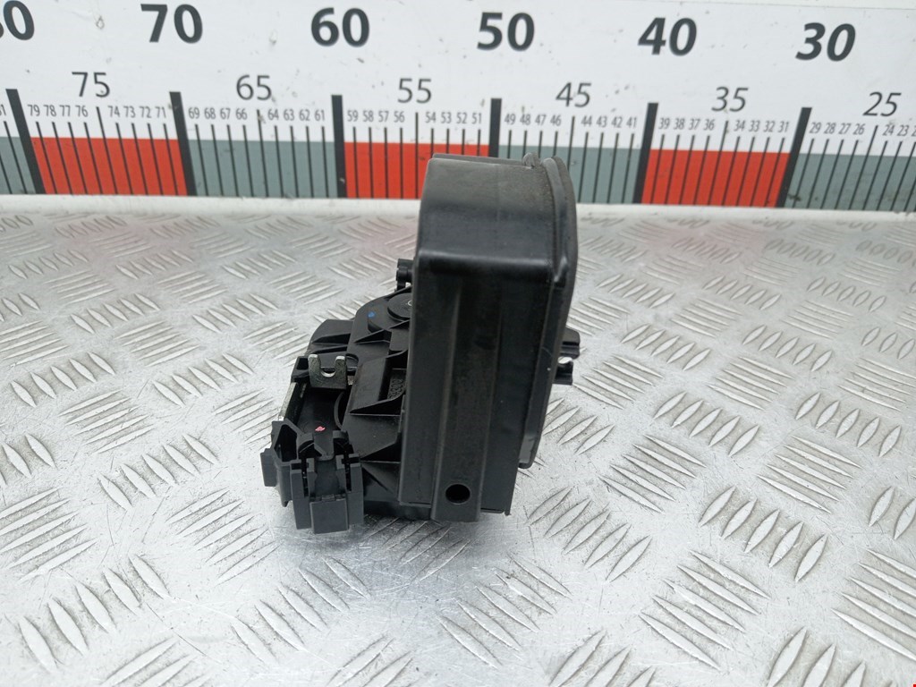 Замок двери задней правой BMW 5er 5 серия E60/E61 2003-2010