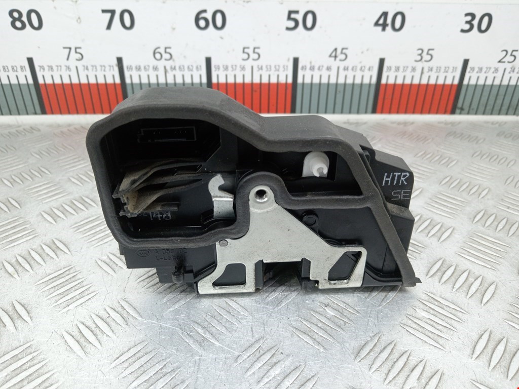 Замок двери задней правой BMW 5er 5 серия E60/E61 2003-2010