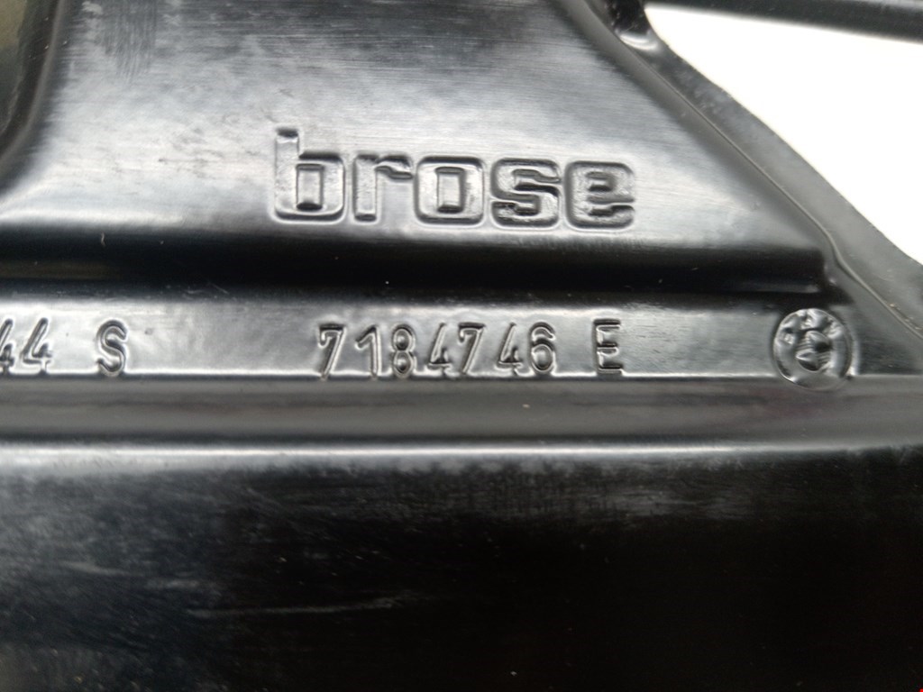 Стеклоподъемник задний правый BMW 5er 5 серия E60/E61 2003-2010