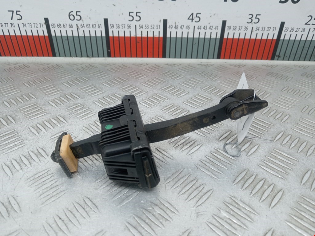 Ограничитель открывания двери BMW 5er 5 серия E60/E61 2003-2010