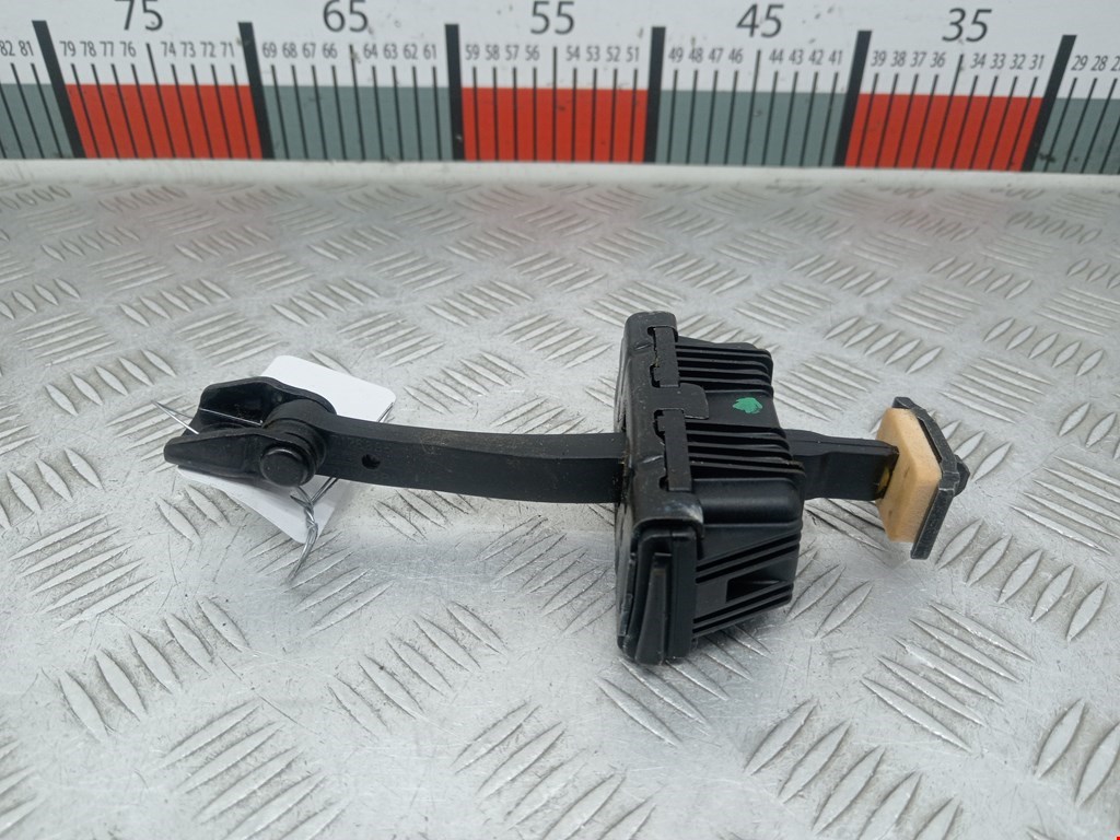 Ограничитель открывания двери BMW 5er 5 серия E60/E61 2003-2010