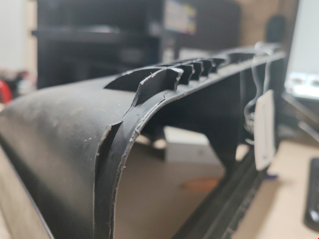 Корпус салонного фильтра MERCEDES-BENZ CLS-Class C219 2004-2010