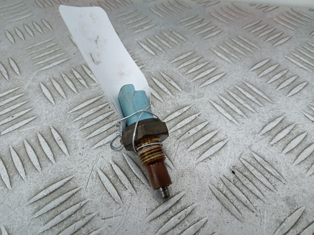 Датчик включения заднего хода RENAULT Kangoo 1997-2008