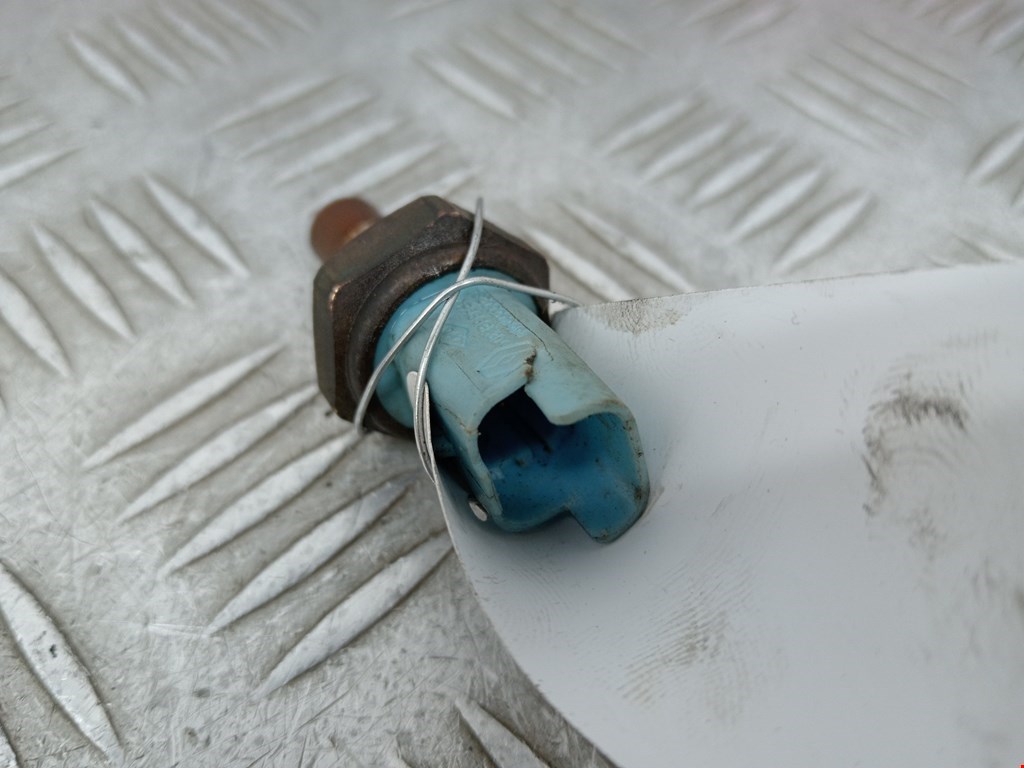 Датчик включения заднего хода RENAULT Kangoo 1997-2008