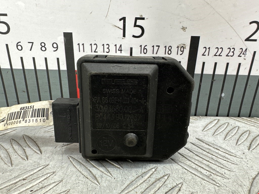 Сервопривод (электропривод моторчик привода) заслонки печки Opel Zafira B (2005-2014)