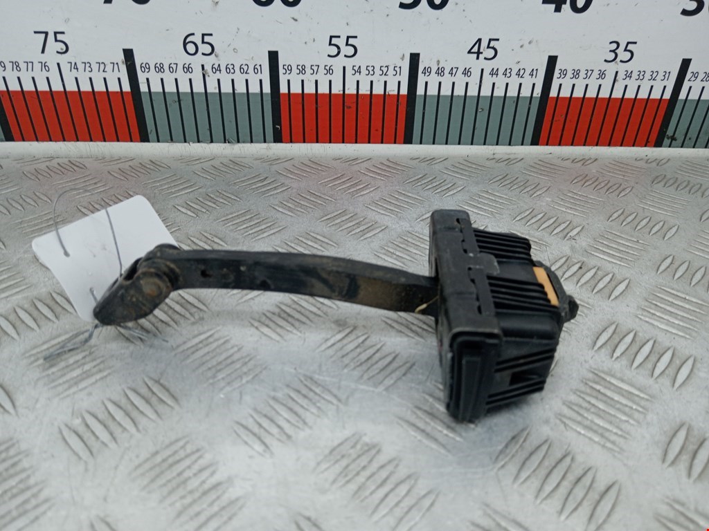 Ограничитель открывания двери BMW 5er 5 серия E60/E61 2003-2010