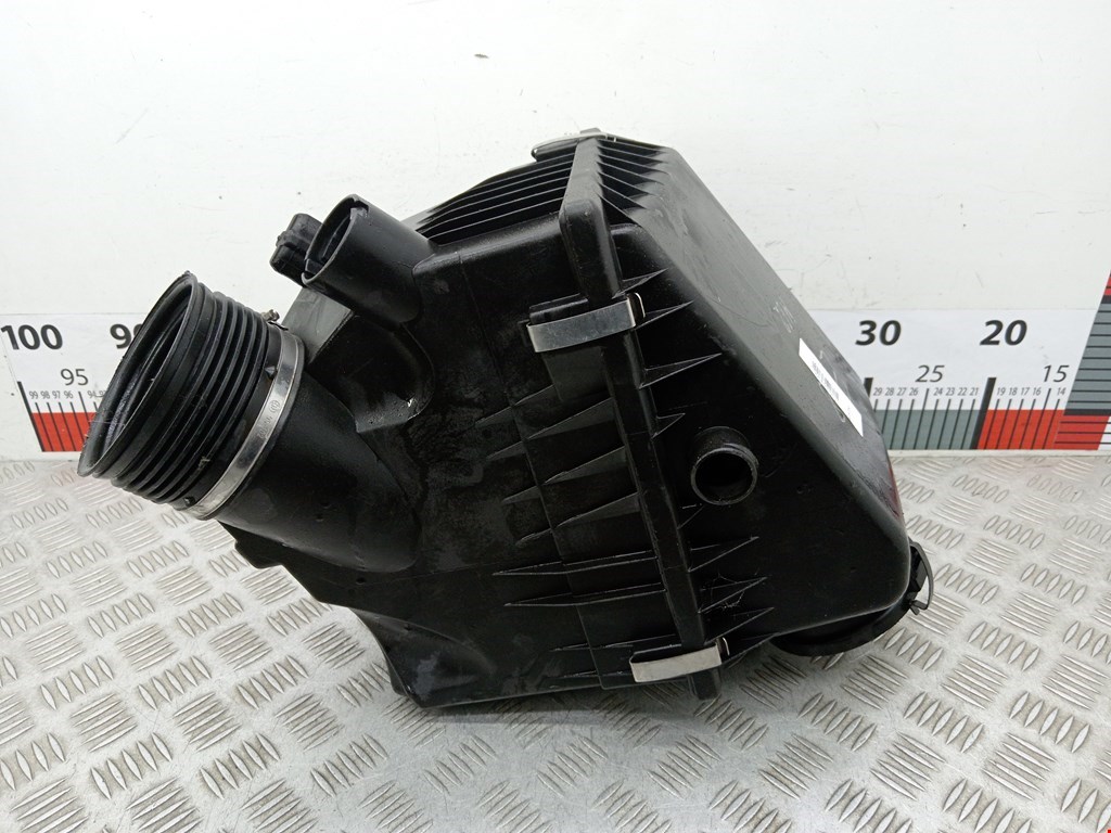 Корпус воздушного фильтра BMW 7er 7 серия E38 1994-2001