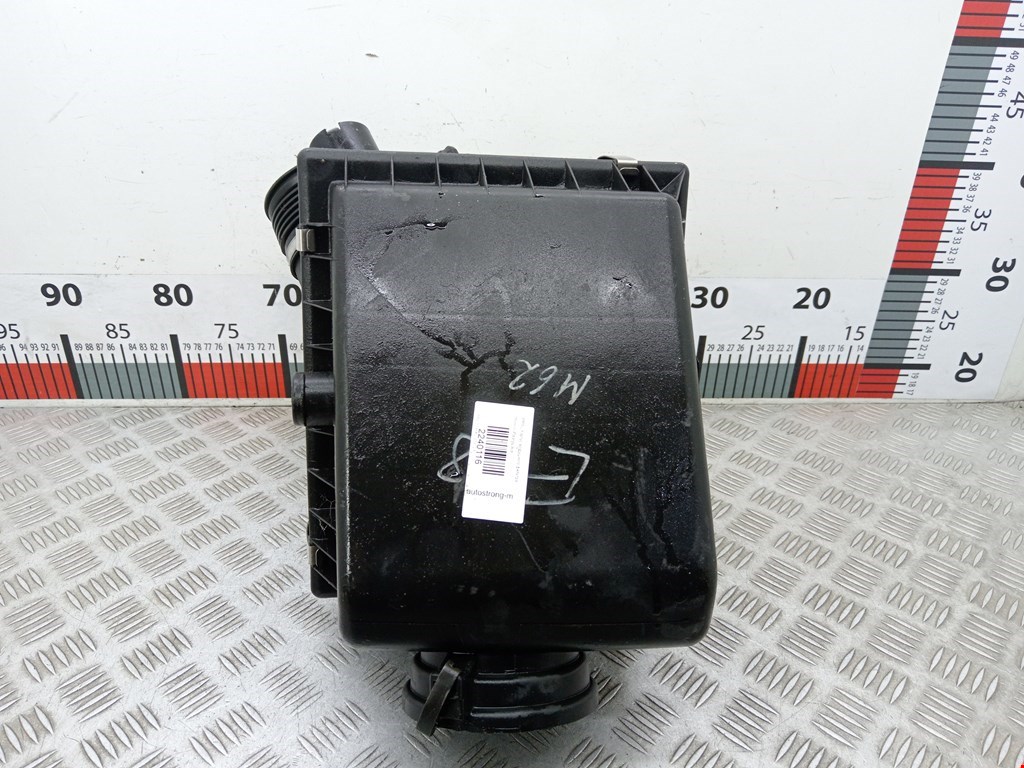 Корпус воздушного фильтра BMW 7er 7 серия E38 1994-2001