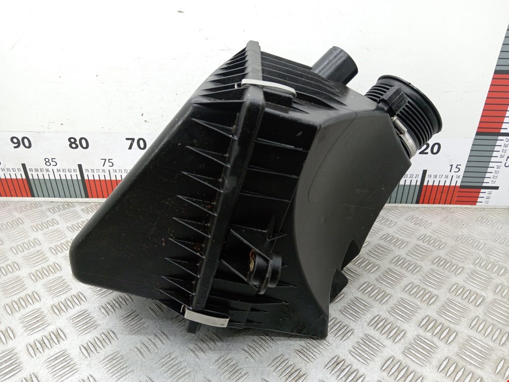 Корпус воздушного фильтра BMW 7er 7 серия E38 1994-2001