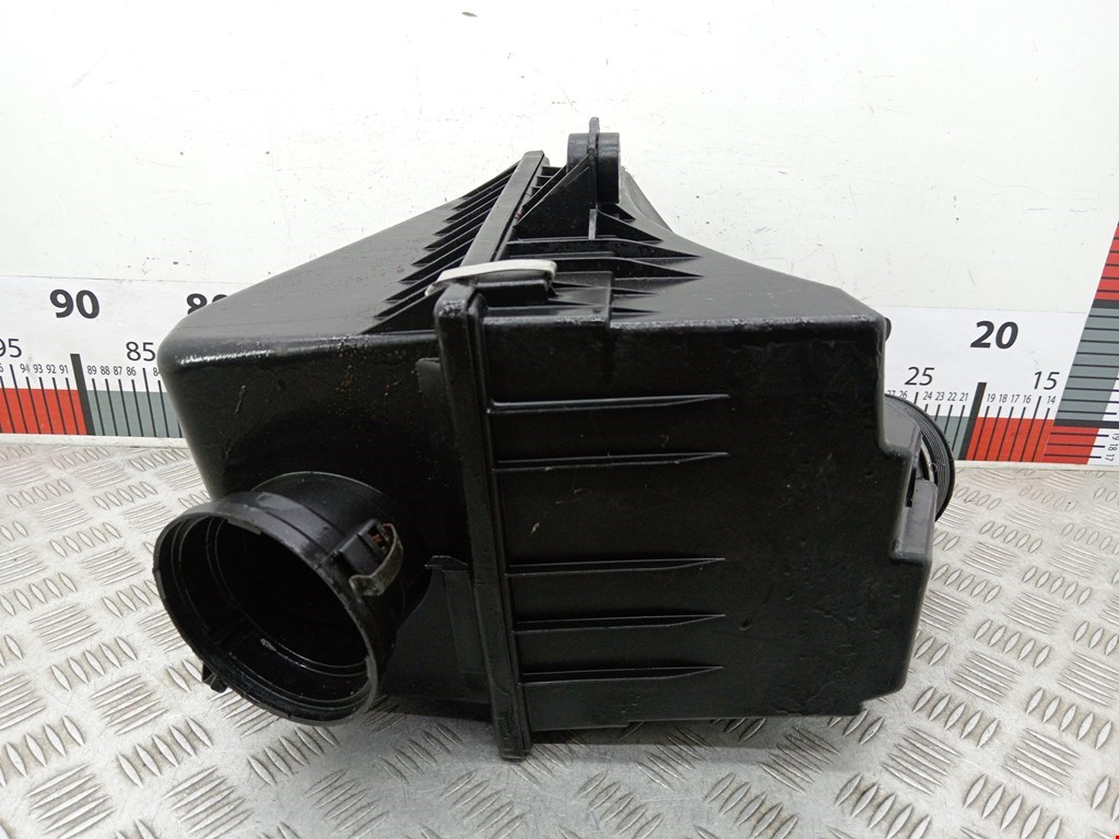 Корпус воздушного фильтра BMW 7er 7 серия E38 1994-2001