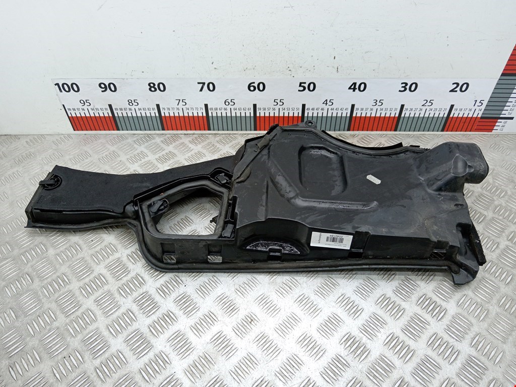 Корпус салонного фильтра BMW 5-Series (E60/E61) (2003-2010)